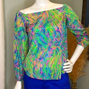 Lilly Pulitzer Adira Silk Top in Coco Breeze pattern. Size XXS